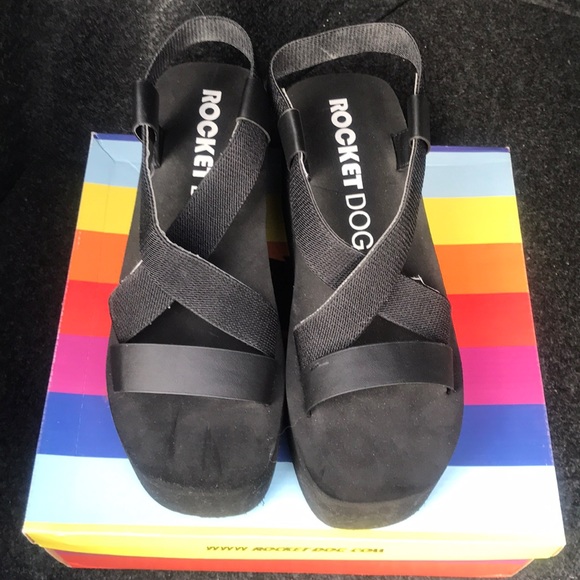 Rocket Dog Platform - Picture 3 of 3